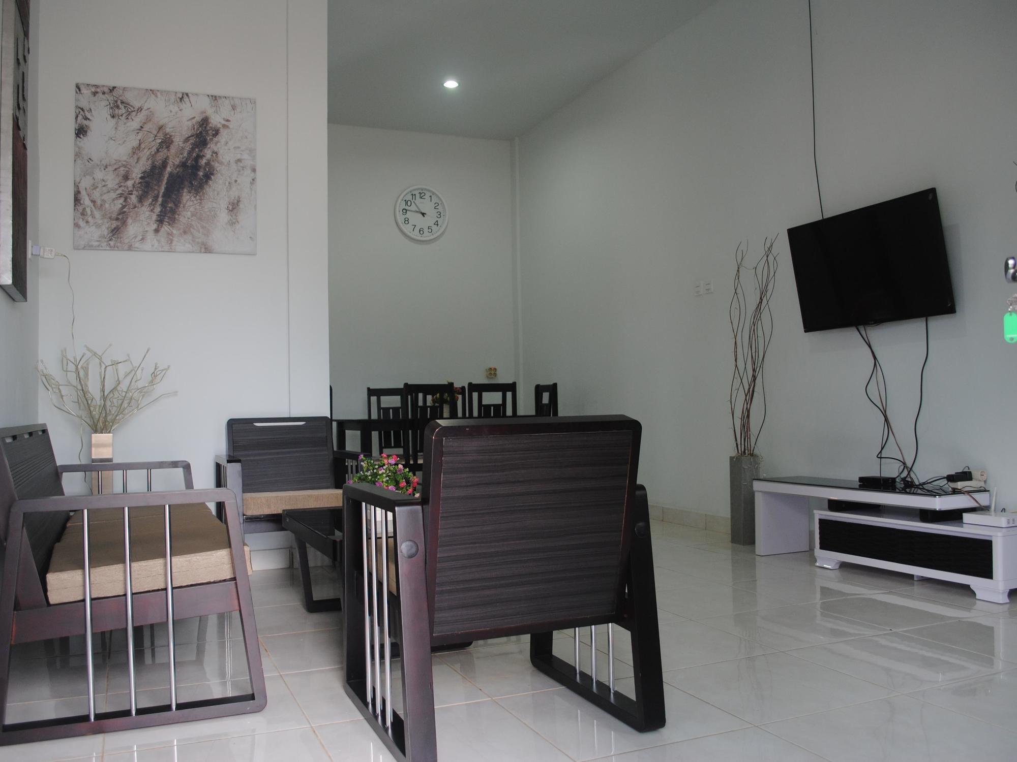 Golden Hawaii Villa Singkawang Extérieur photo